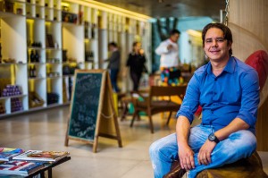 Pedro Merola, sócio-fundador do açougue Feed, no qual foram investidos R$ 5 milhões; empresa produz a própria carne